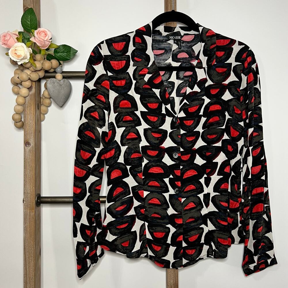 Nic and Zoe NWT Long Sleeve Red Black White Button Up Blouse Size X‎ Small